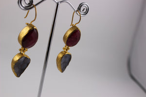 STONE EARRINGS