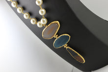Unique Three Stone Necklace