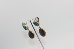 STONE EARRINGS