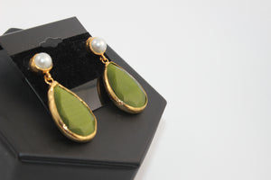 STONE EARRINGS