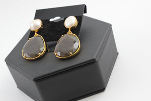 STONE EARRINGS